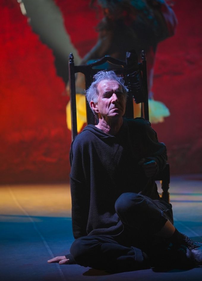 Король умирает