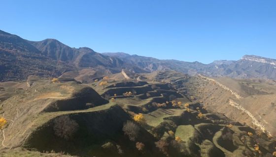 Экскурсия в Село-призрак Гамсутль и Салтинский водопад